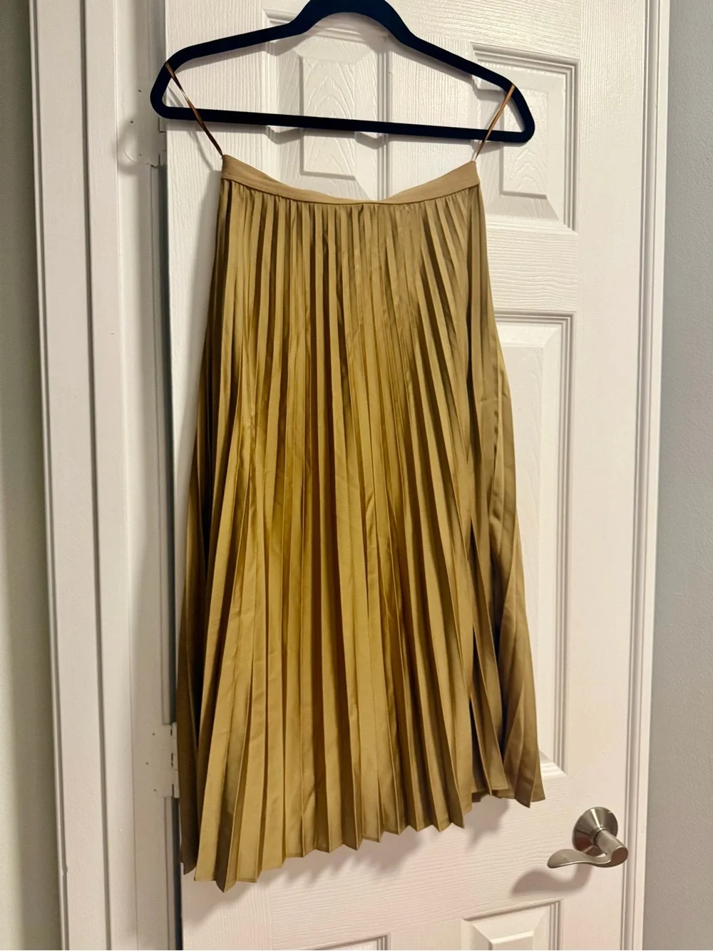 J. Crew Gwyneth Pleated Pull on Midi Skirt in size XXS
